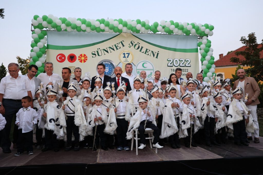 Üsküp’te sünnet şöleni