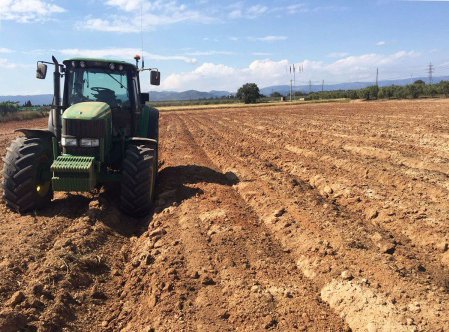 Arazi hazırlığı hizmeti alınacaktır