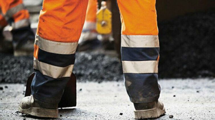 İş elbisesi satın alınacak