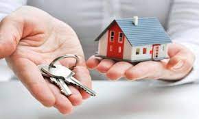 Üç katlı bina mahkemeden satılık