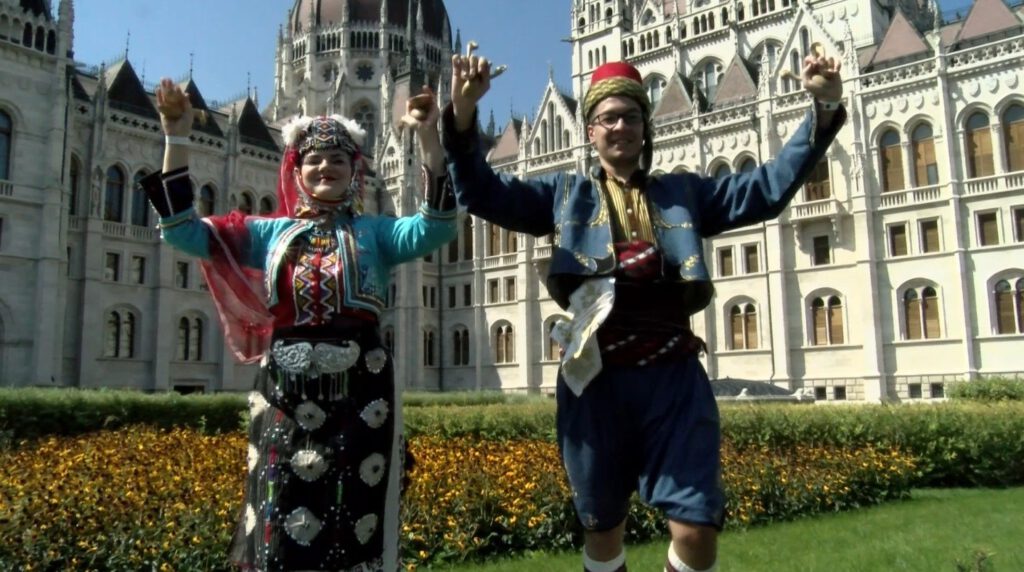 Macaristan Parlamentosu “Büyük Kurultay” öncesi özünde Türklük olan milletleri ağırladı