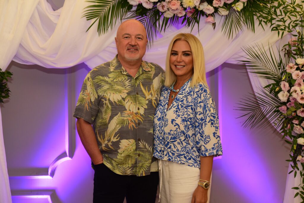 Şarkıcı Pınar Dilşeker sevgilisiyle Bursa’da