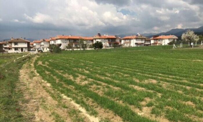 Bursa Yenişehir’de 174 m² arsa icradan satılıktır