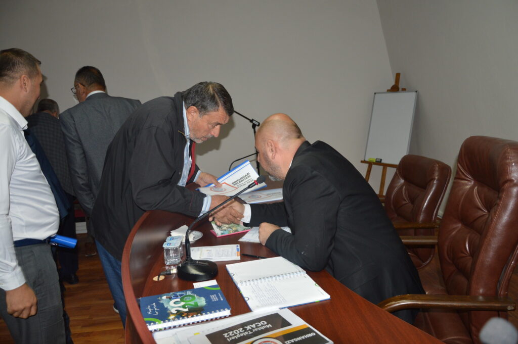 Başkan Aydın muhtarlarla bir araya geldi