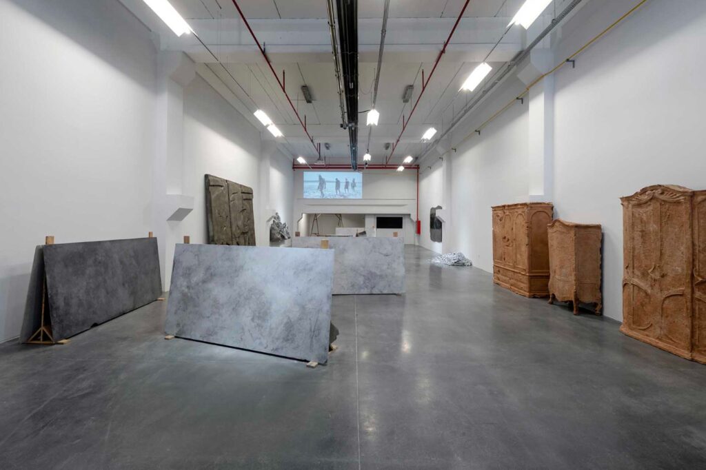 Guido Casaretto, Can Küçük ve Cem Örgen’in Sergileri İMALAT-HANE’de İzleyiciyle Buluştu   