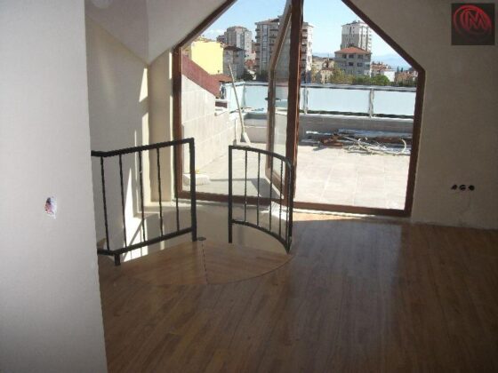 Bursa Nilüfer’de 215 m² dubleks daire icradan satılıktır