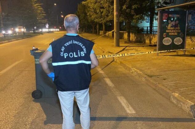 Eski eşini öldürdü ardından kendi kafasına sıktı