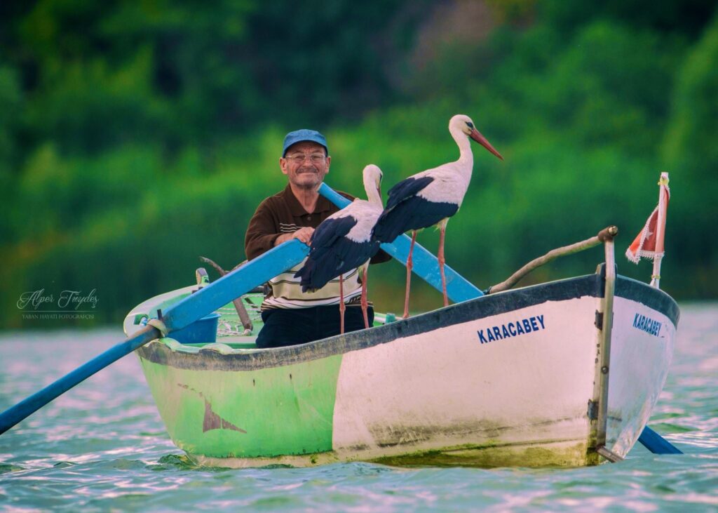 Yaren Leylek 11’inci defa Adem Amca ve köyüne veda etti