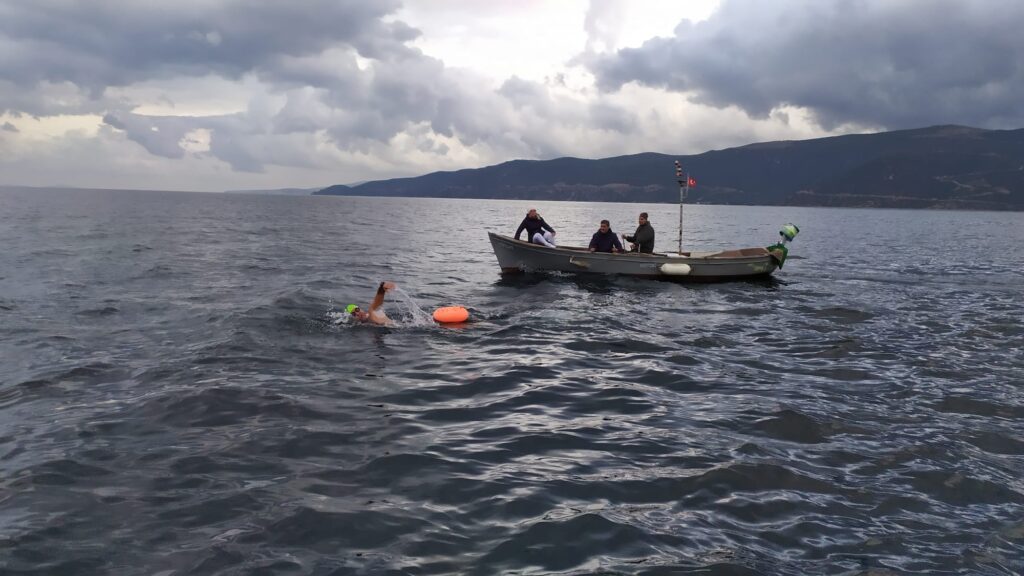 1. Mudanya Körfezi Açık Deniz Yüzme Maratonu başarı ile tamamlandı