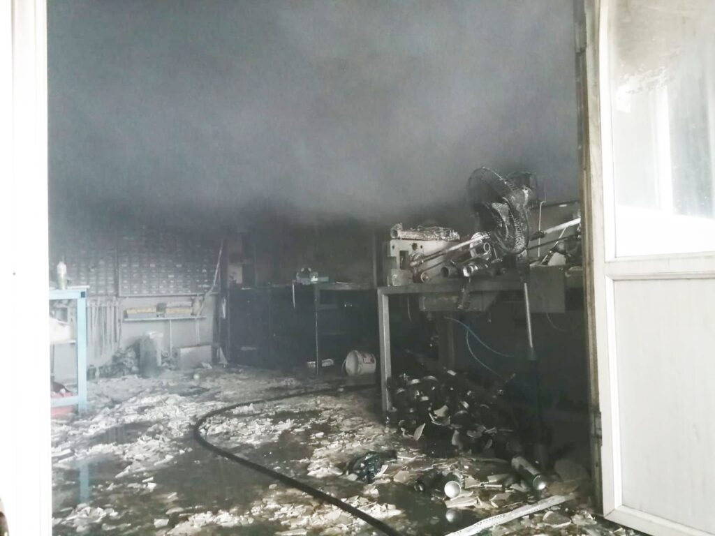 Sanayi sitesinde korkutan yangın