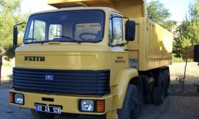 1990 model BMC marka araç icradan satılıktır