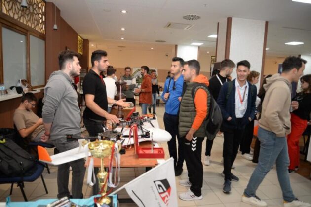 BUÜ’den yeni öğrenciler için oryantasyon programı