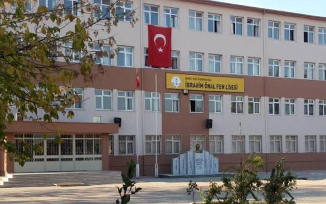Okulun camından düşen öğrenciden 1 ay sonra acı haber geldi