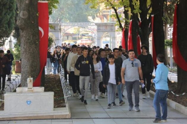 Gürsulu gençler ecdadın izleriyle buluşuyor