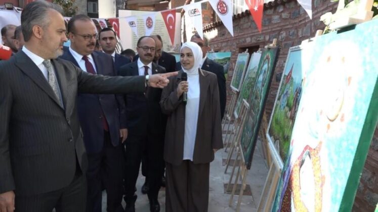 Türk Dünyası Şuşa Yılı Yağlı Boya Sergisi beğeniye sunuldu