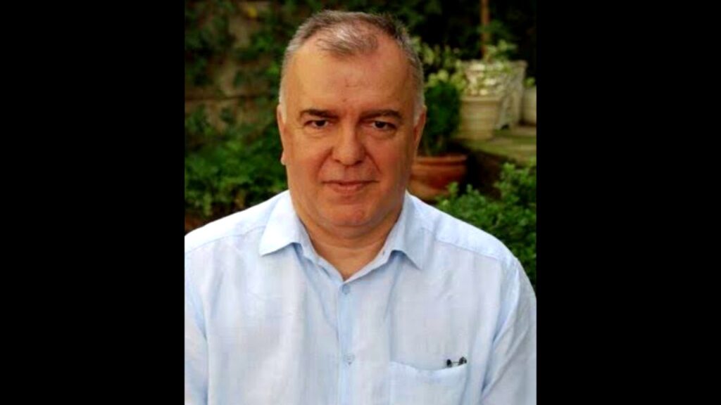 ”DÜNYADA ALTI DİLDE TİYATRO, SİNEMA VE SESLENDİRME YAPAN TEK KİŞİYİM”