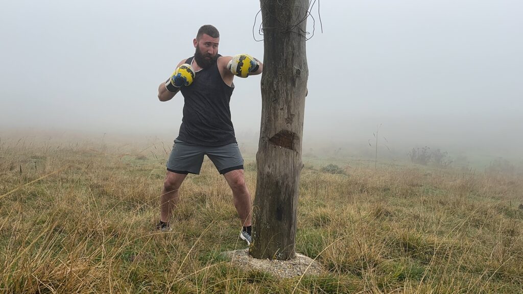 Profesyonel kick boksçu Muhammed Dursun, yaylada oksijen depoladı