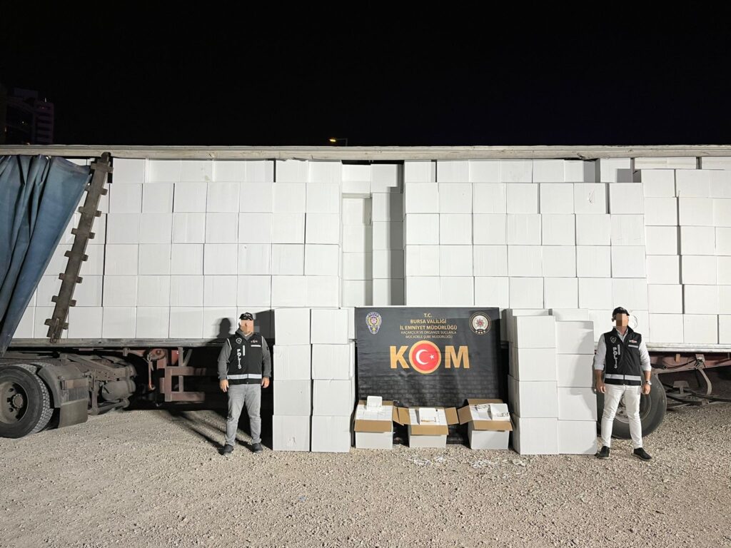 Bursa’da kaçak sigara operasyonu