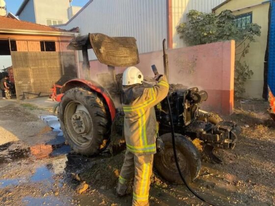 Bursa’da traktör alev alev yandı