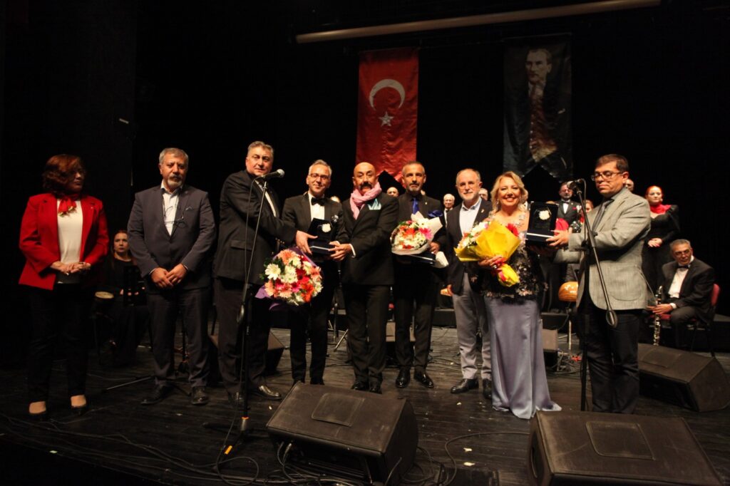 Bursa İTÜDER’in Cumhuriyet konserinin geliri öğrencilere aktarılacak