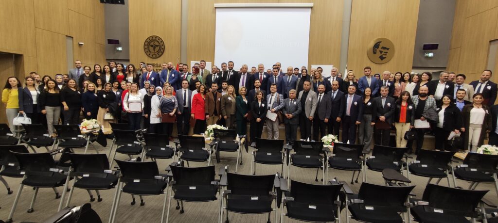 Böbrek hastasıyken bebeği olmuştu…Kürsüye çıktı ağlamaktan konuşamadı