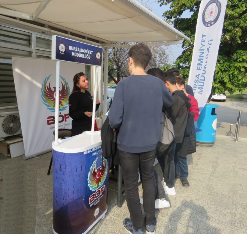 ‘El Ele Güvenli Geleceğe’ projesiyle 14 bin 500 öğrenciyle iletişime geçildi