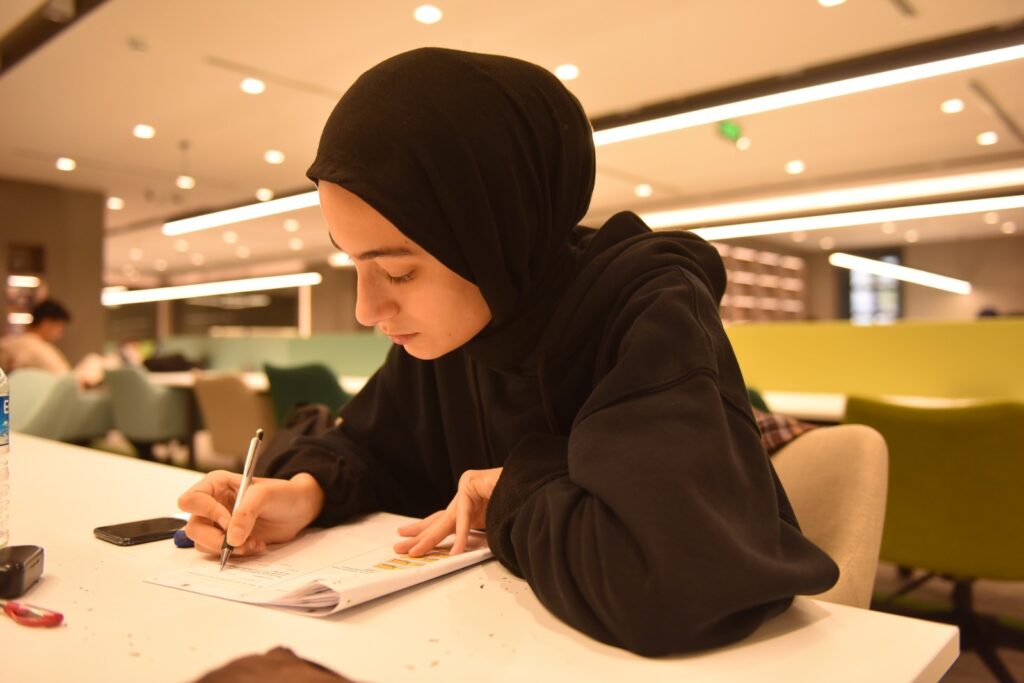 Genç Yıldırım’ın ikinci uyumayan kütüphanesi sevildi