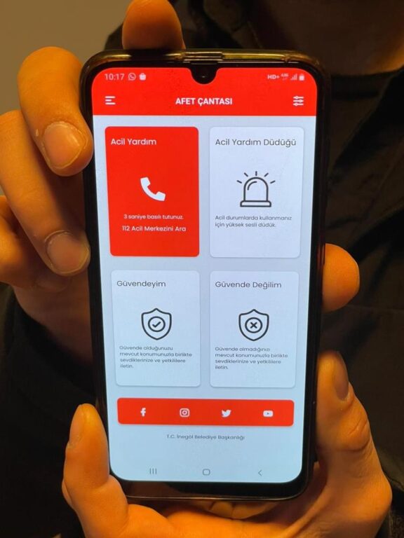 Deprem için akıllı telefonunuza Afet Çantası uygulamasını yükleyin