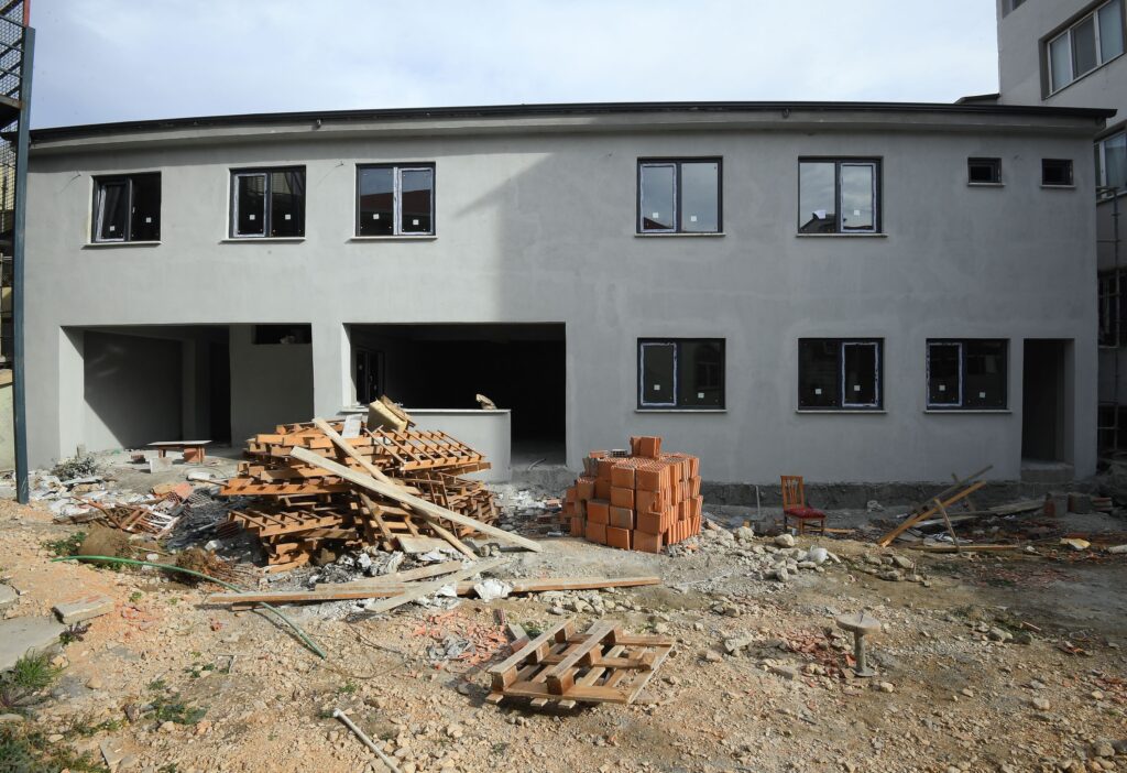 Adalet Cami’ne yeni hizmet binası