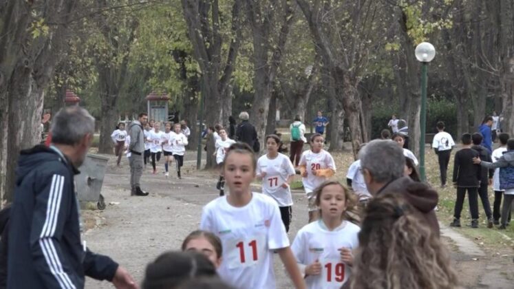 Öğrenciler birinci olmak için ter döktü