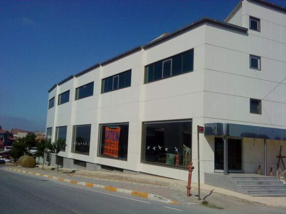 Bursa İnegöl’de 67 m² işyeri icradan satılıktır