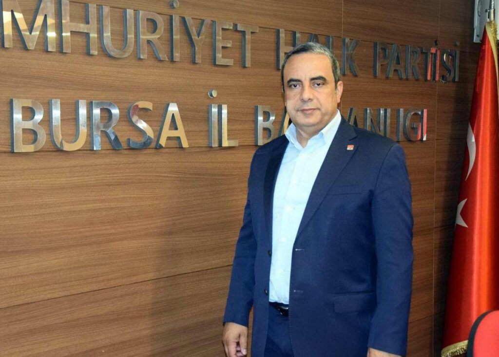 CHP İl Başkanı İsmet Karaca istifa etti! Turgut Özkan dönemi başladı