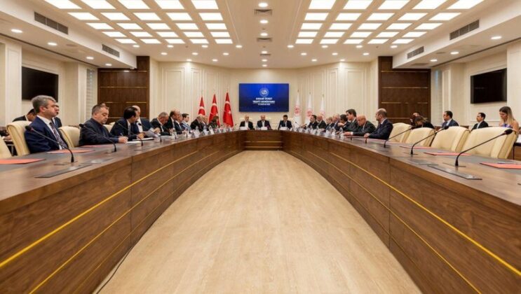 Asgari ücrette kritik toplantı başladı