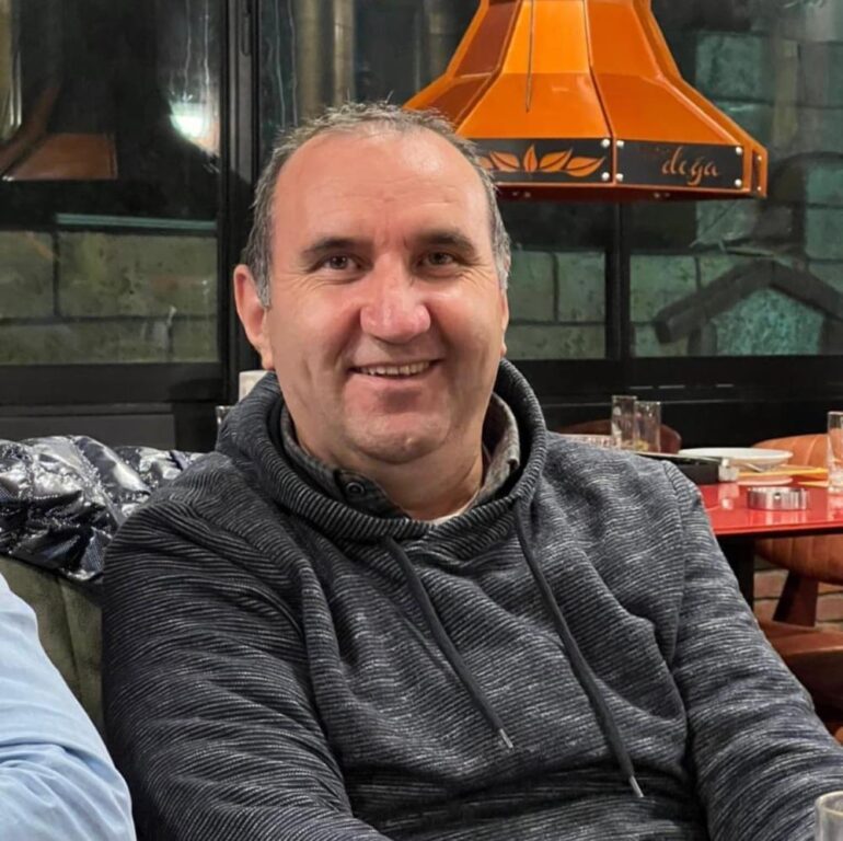 Pilotun cenazesi ailesine teslim edildi