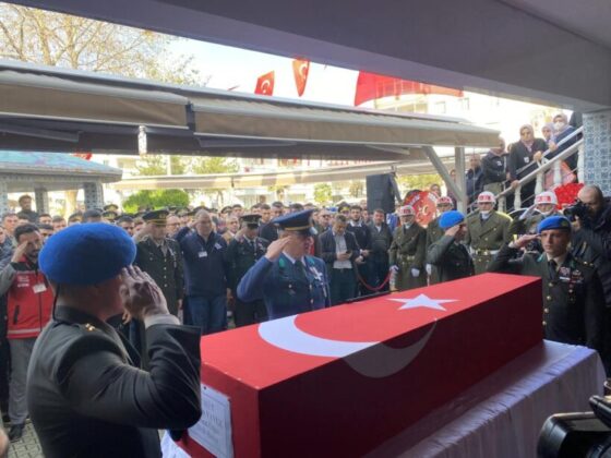 Bursalı şehit gözyaşları eşliğinde son yolculuğuna uğurlandı