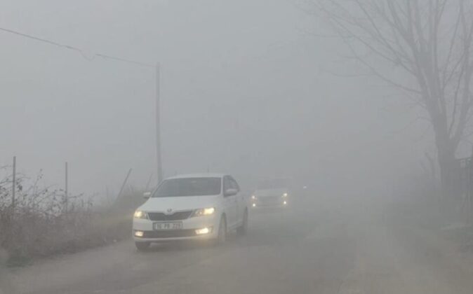 Yoğun sis hayatı olumsuz etkiledi