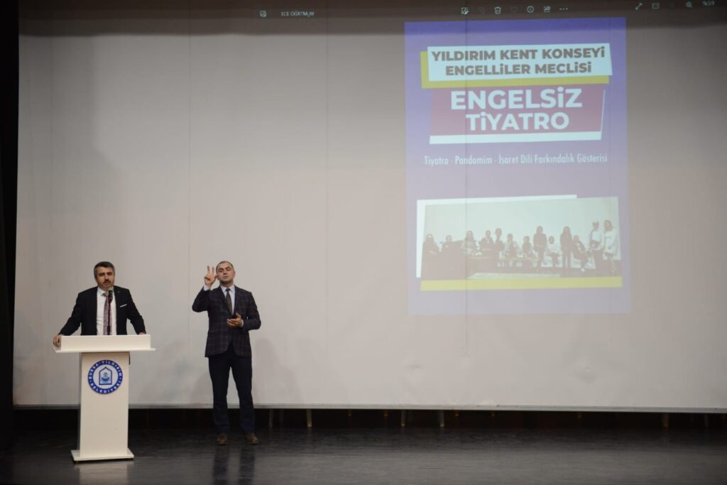 Yıldırım’da ‘engelsiz tiyatro’ oyunu