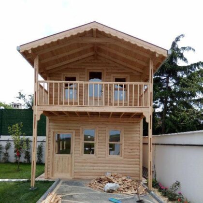 Bursa Osmangazi’de 82 m² arsa üzerindeki iki katlı ahşap ev mahkemeden satılıktır