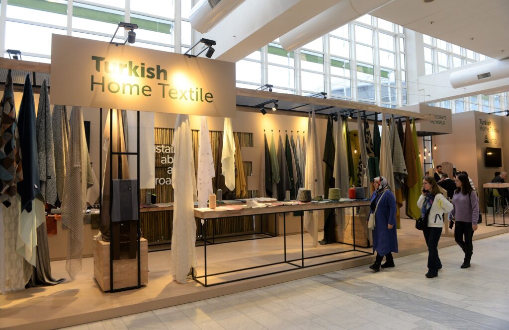 Türk tekstili rüzgarı Avrupa’yı sardı