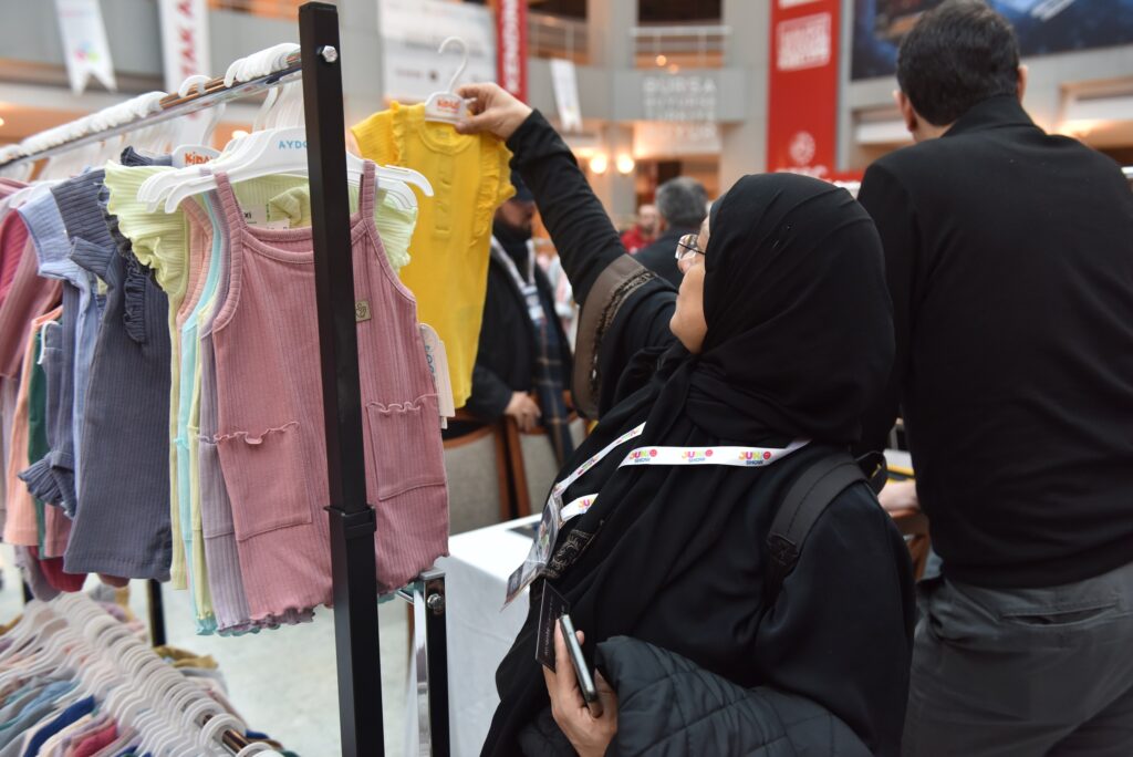 30 Ülkeden 200 Yabancı Alıcı Bursa Firmalarıyla Görüştü