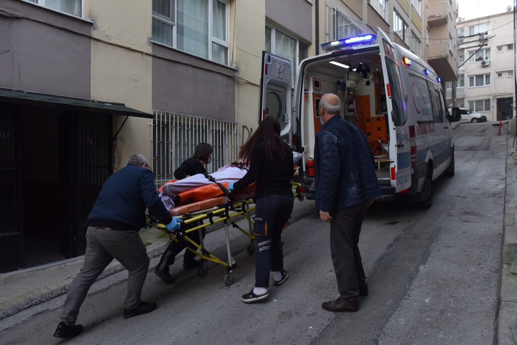 Yıldırım’dan ambulans desteği