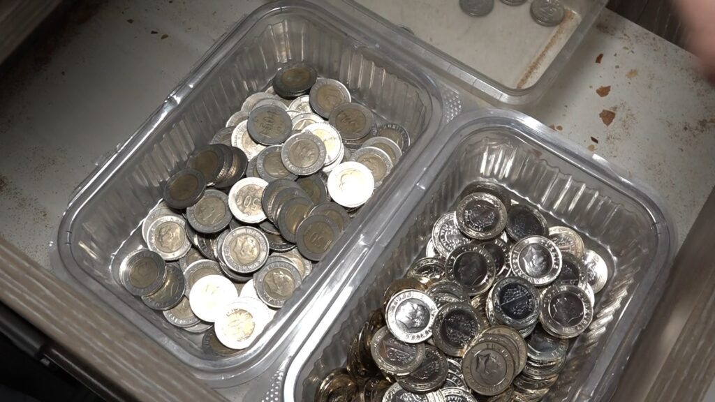 “Merkez Bankası bozuk para dağıtım işini PTT’ye verdi, sabahın 7’sinde PTT’lerde sıraya giriyoruz”