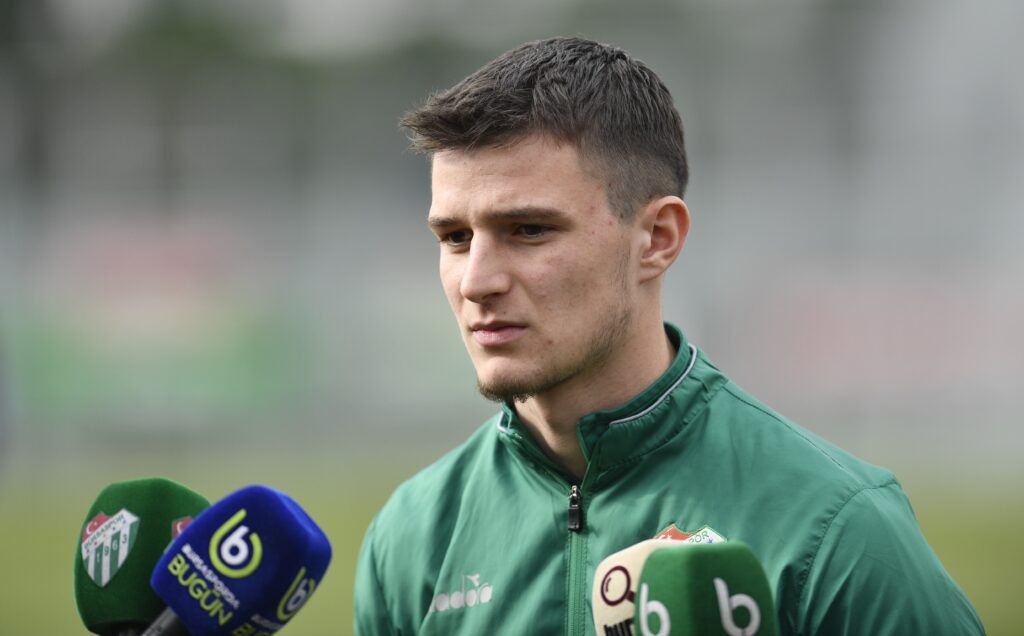 “Bursaspor taraftarsız asla düşünülemez”