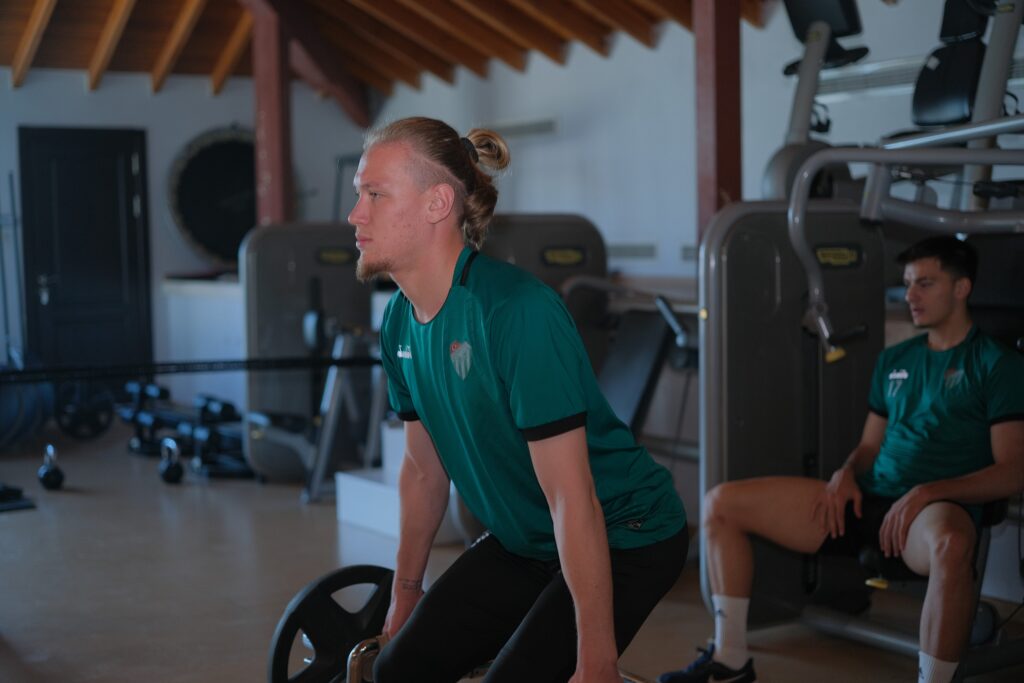 Bursaspor salonda çalıştı