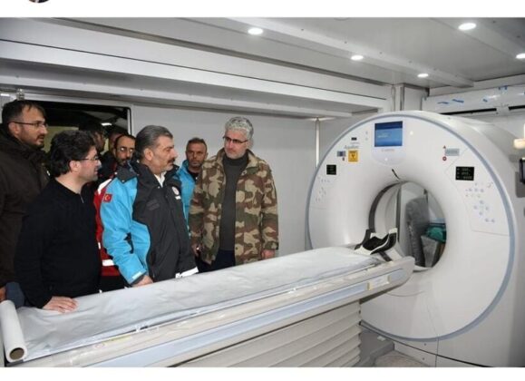 BUÜ’nün gönüllü sağlık ekibi, deprem bölgesinde şifa dağıtıyor