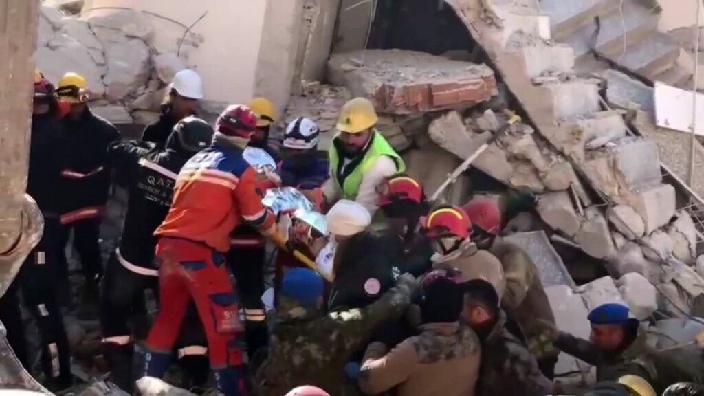 Hatay’da 202’nci saatte inanılmaz dönüş