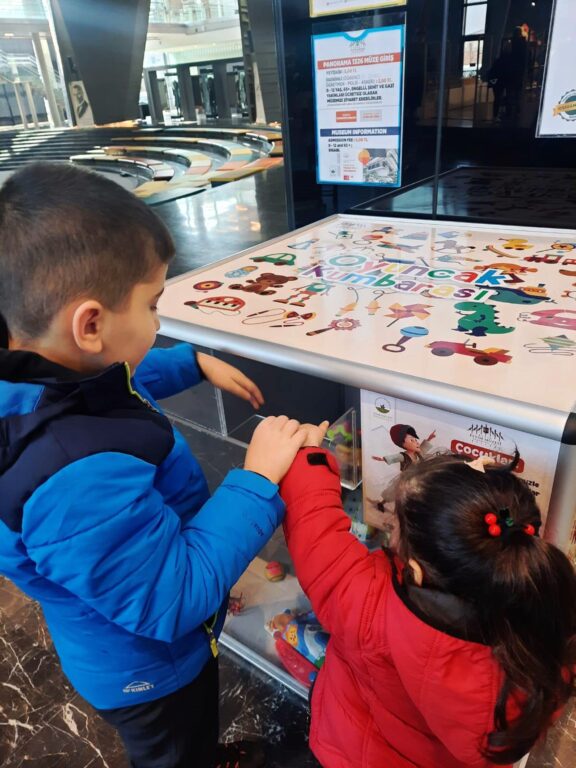 Osmangazi’den depremzede çocuklar için oyuncak kumbarası