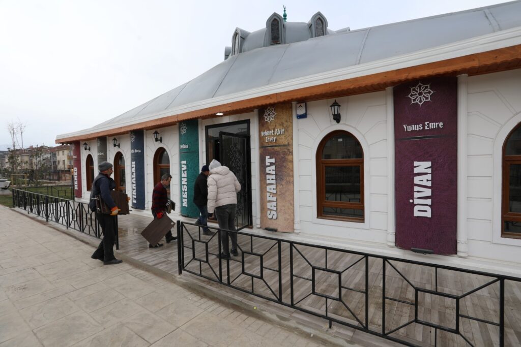 İnegöl’ün dördüncü kütüphanesi kullanıma hazırlanıyor