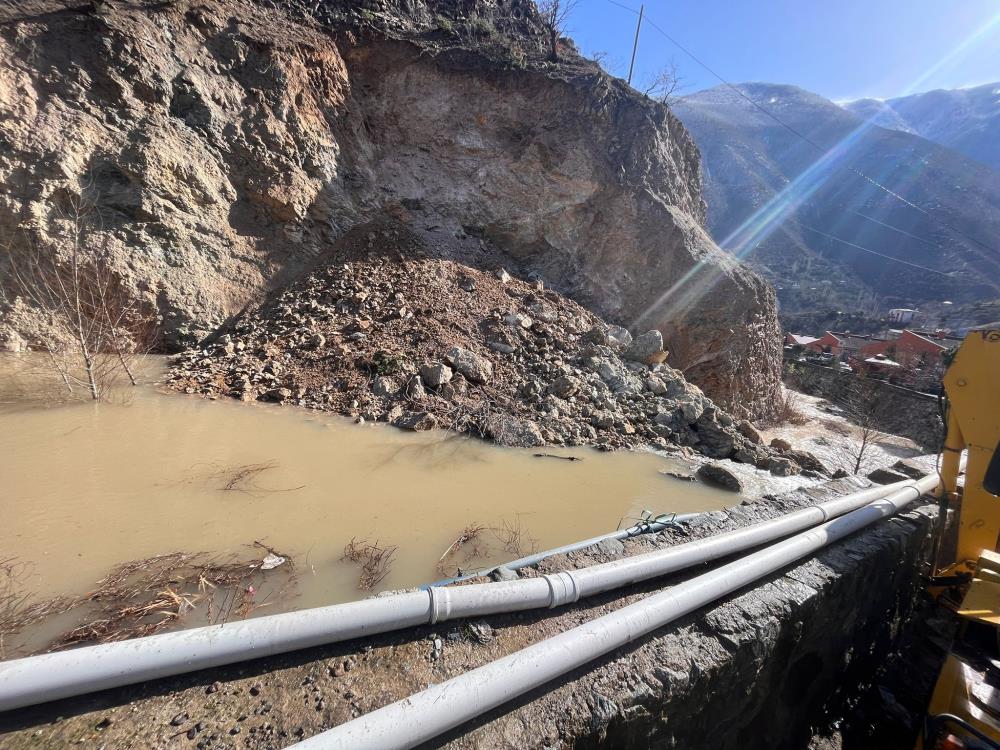 Artvin’de her gün yeni bir heyelan yaşanıyor