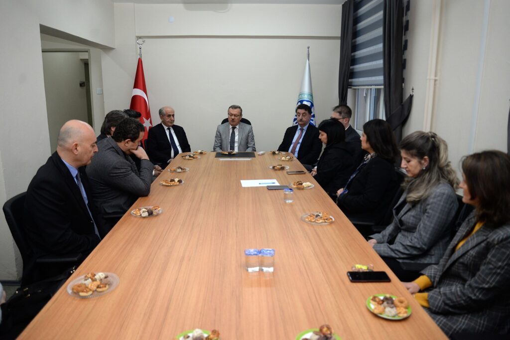 Diş Hekimliği Fakültesi’nde görev değişimi